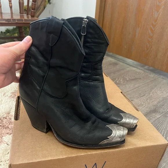 Free People Black Leather Ankle Boots - Picture 6 of 12